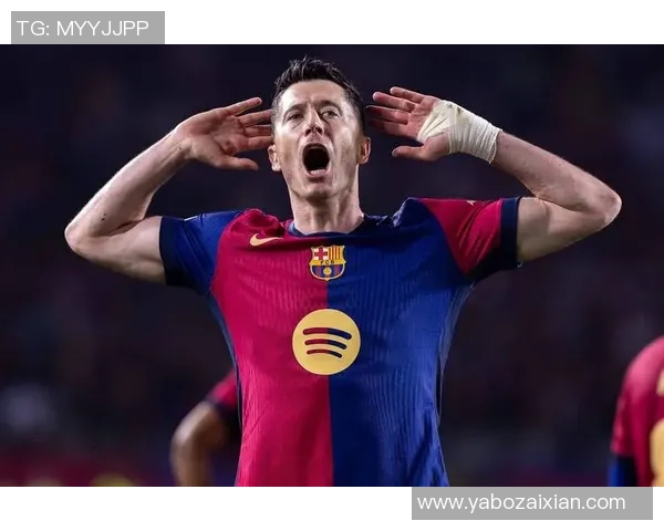 莱万状态火热欧冠赛场大放异彩射手榜领跑已成定局